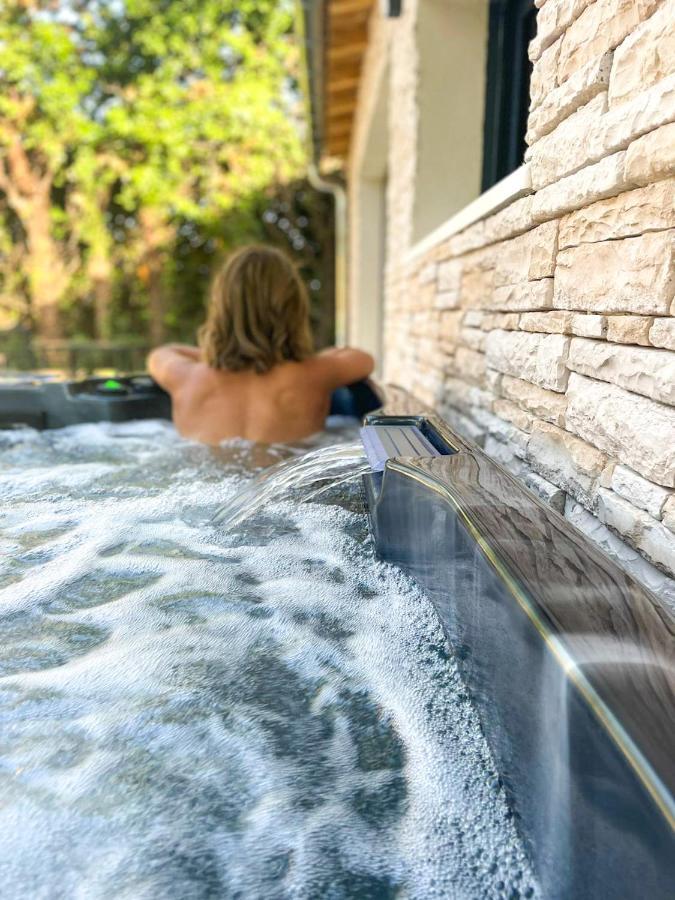 Lodge Coocon & Spa Ним Экстерьер фото